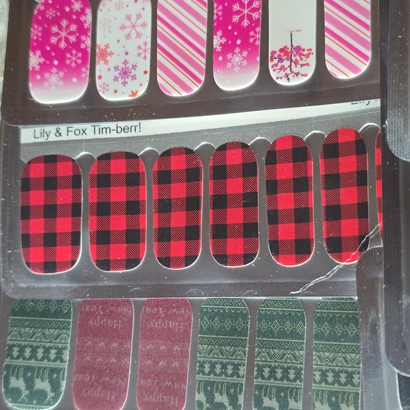 Lily & Fox bundle of 20 nail wraps Christmas themed & glitter #10 - Picture 6 of 9